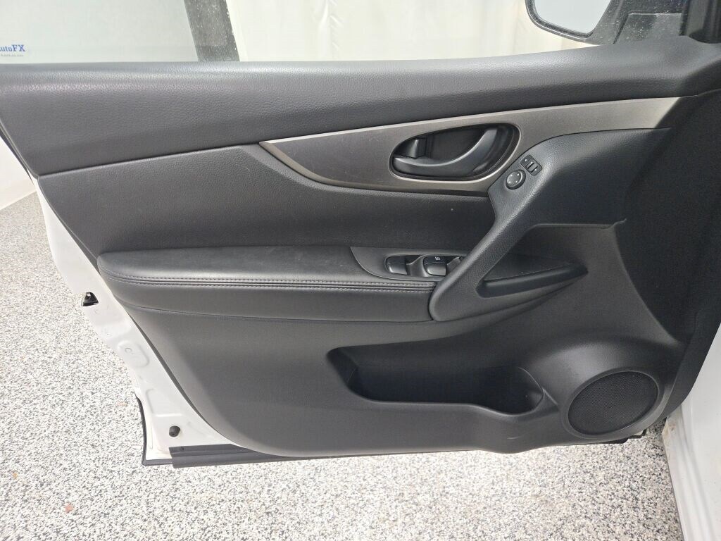 2021 NISSAN ROGUE SPORT - Image 22