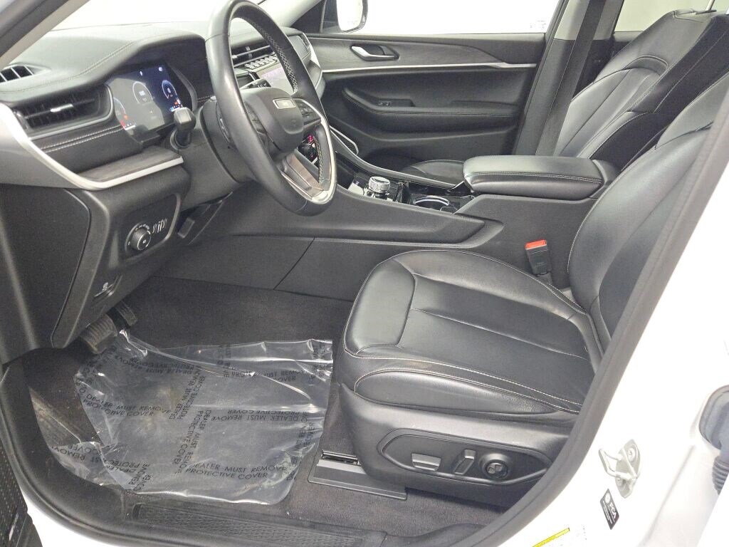 2022 JEEP GRAND CHEROKEE L - Image 24