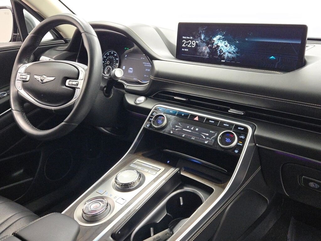 2024 GENESIS GV80 - Image 9
