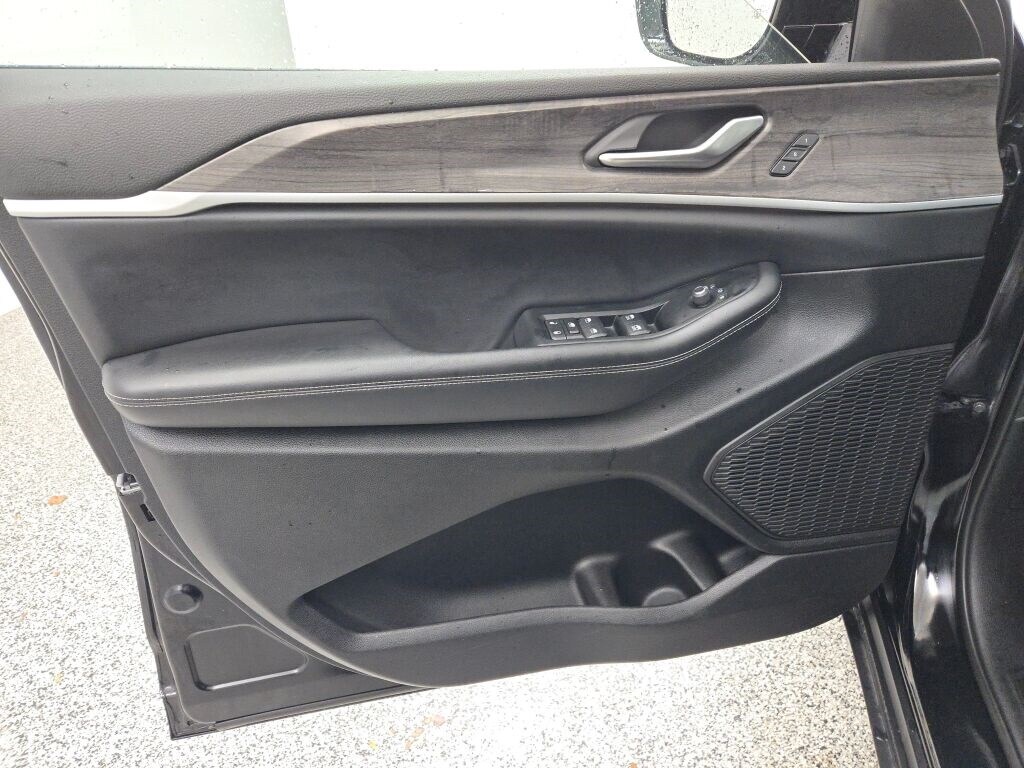 2024 JEEP GRAND CHEROKEE - Image 22