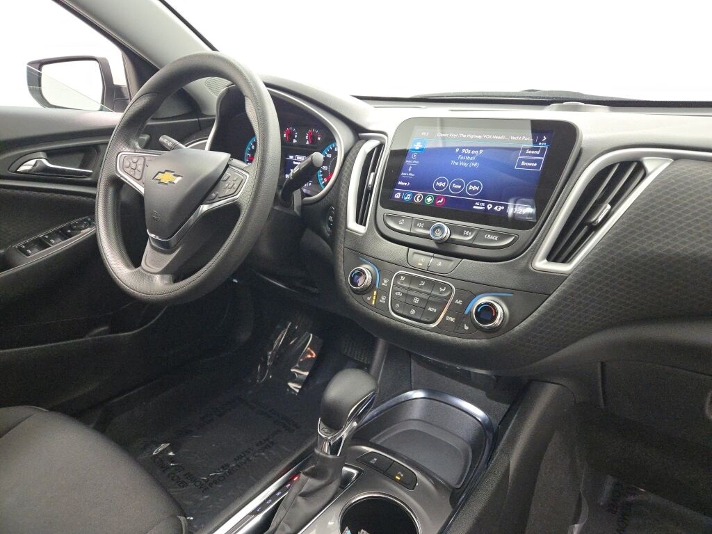 2024 CHEVROLET MALIBU - Image 9