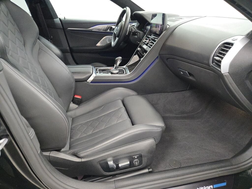 2023 BMW M8 - Image 7