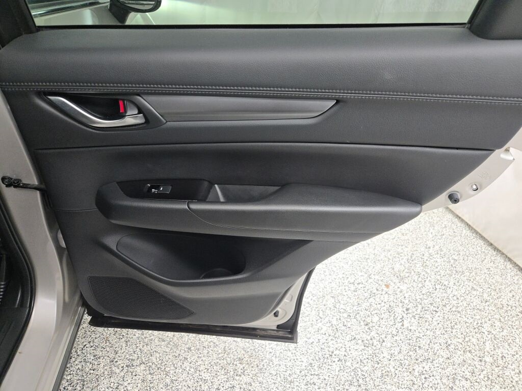 2024 MAZDA CX-5 - Image 10