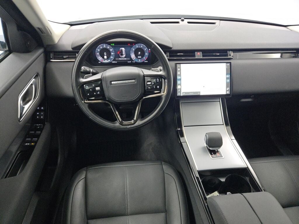 2024 LAND ROVER RANGE ROVER VELAR - Image 21