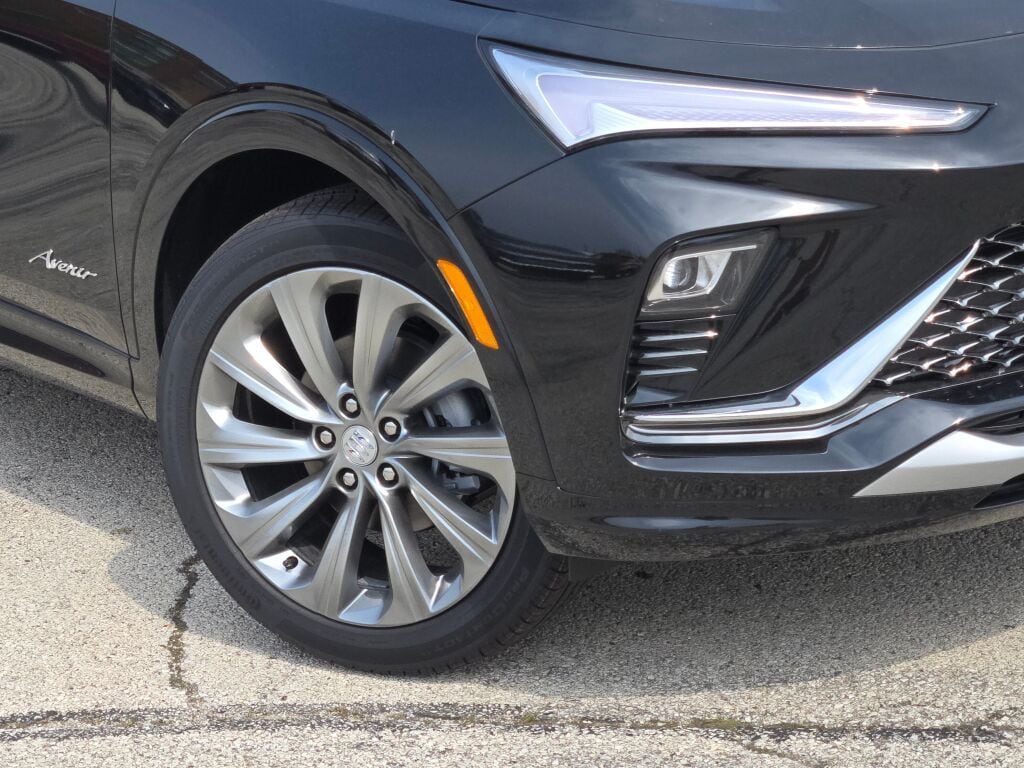 New 2026 Buick Envista Avenir SUV