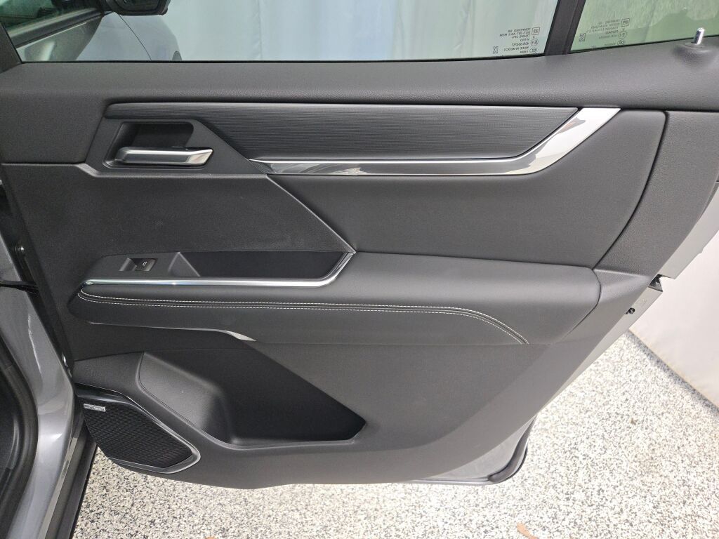 2026 GMC Acadia Elevation - Photo 9