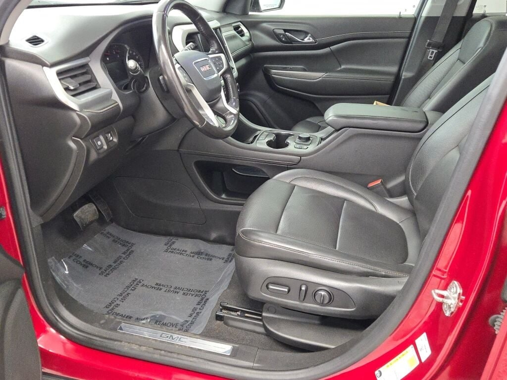 2020 GMC ACADIA - Image 25