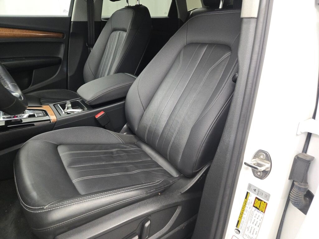 2022 AUDI Q5 - Image 27
