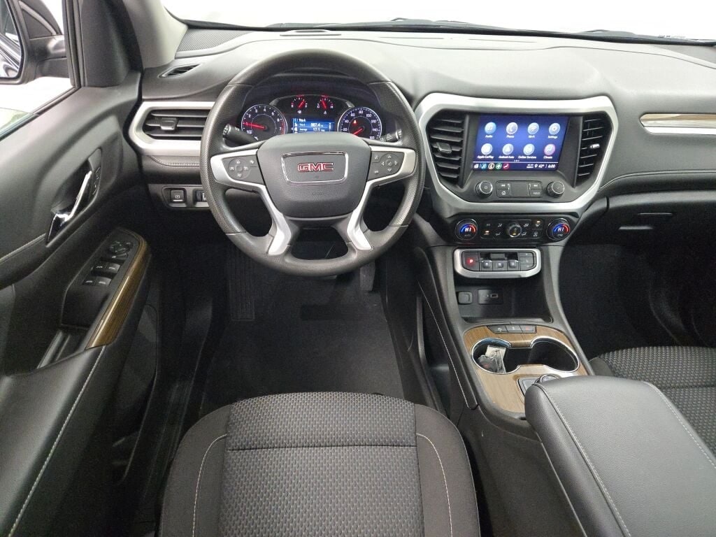 2023 GMC ACADIA - Image 21