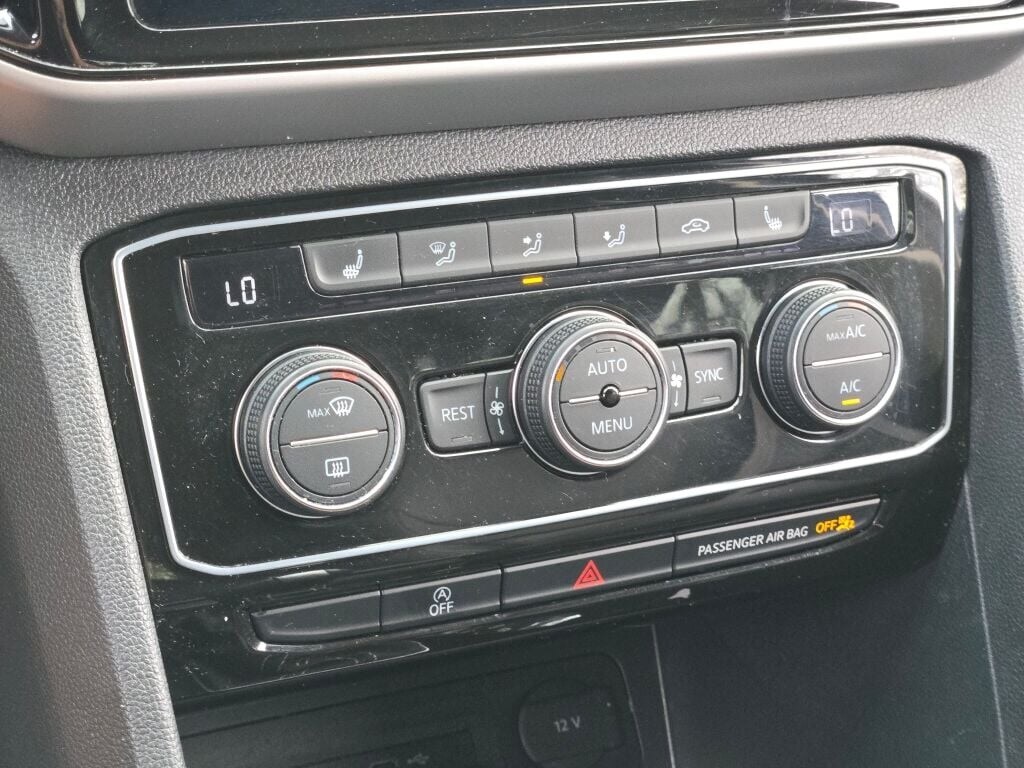 2023 VOLKSWAGEN ATLAS - Image 33