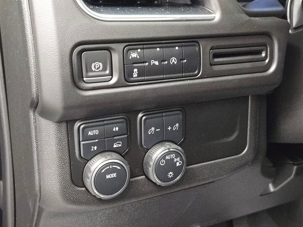 2023 CHEVROLET TAHOE - Image 30