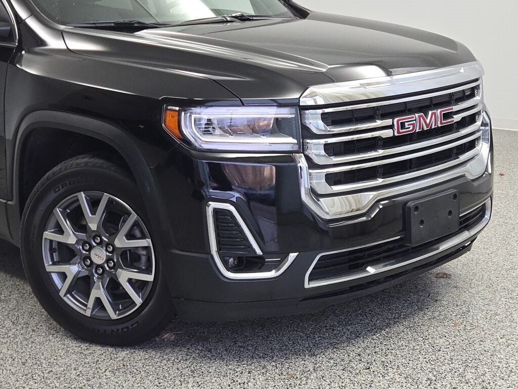 2023 GMC ACADIA - Image 2