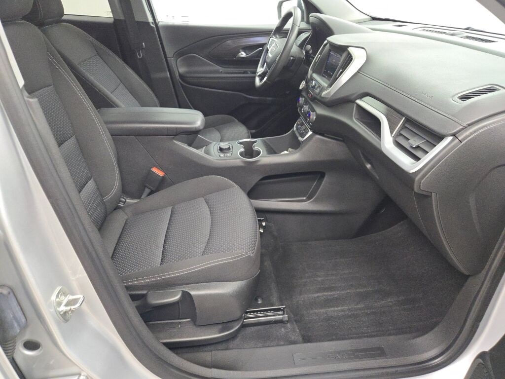 2022 GMC TERRAIN - Image 7