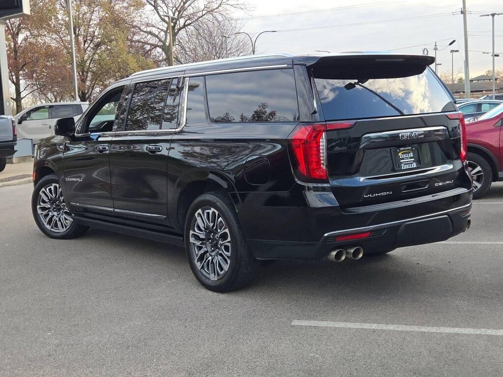 2023 GMC YUKON XL - Image 18