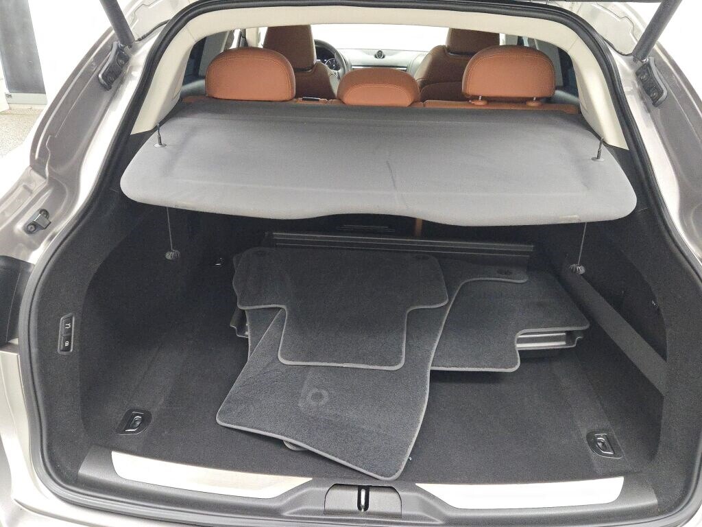 2021 MASERATI LEVANTE - Image 19