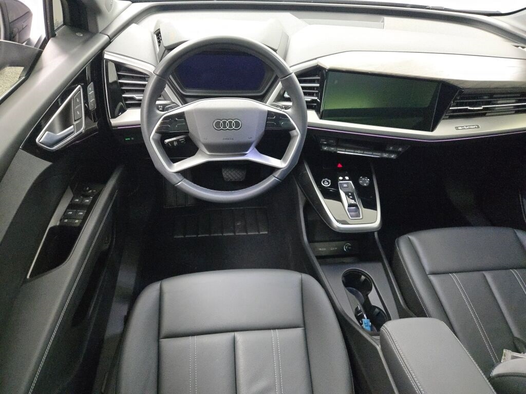 2023 AUDI Q4 - Image 21