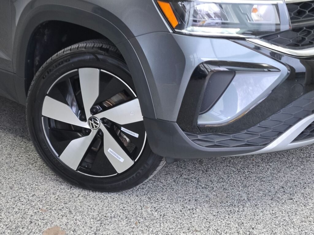 2024 VOLKSWAGEN TAOS - Image 3