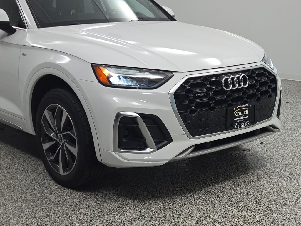 2022 AUDI Q5 - Image 2