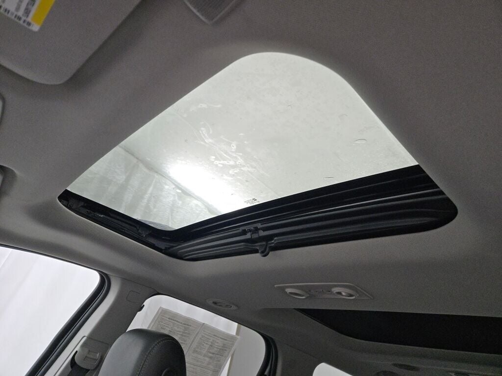 2017 GMC ACADIA - Image 29