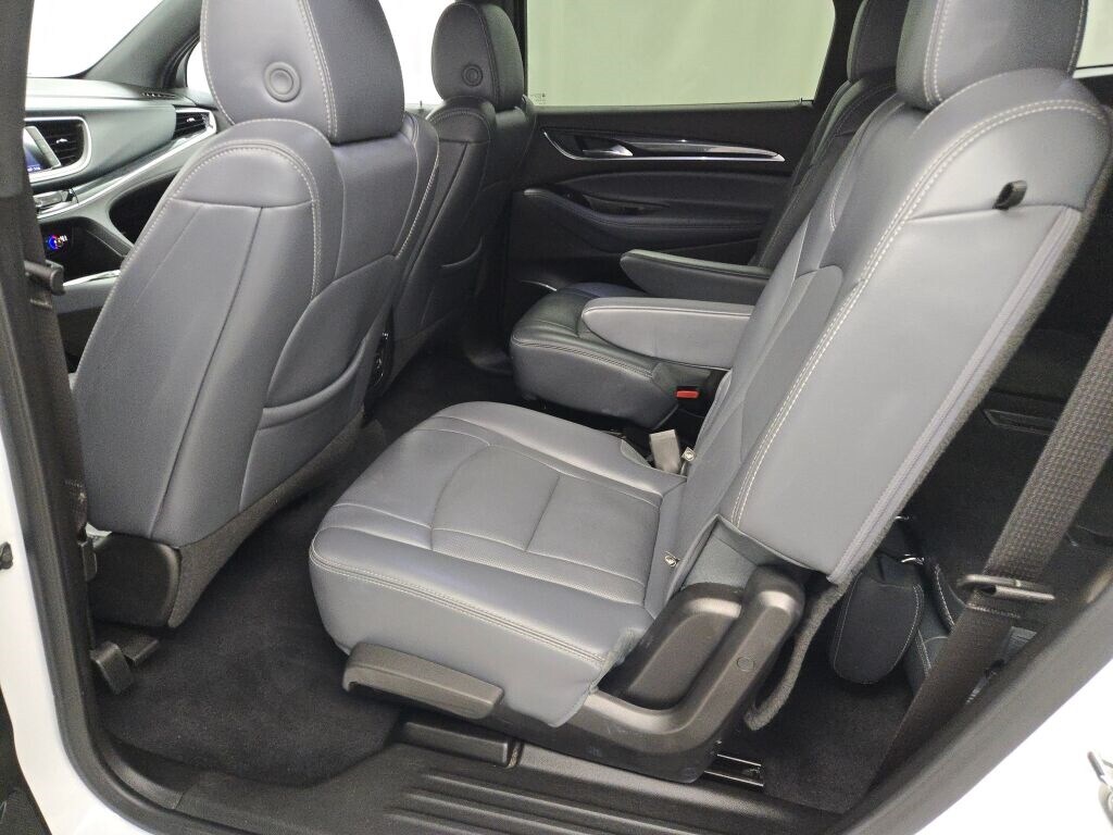 2024 BUICK ENCLAVE - Image 19