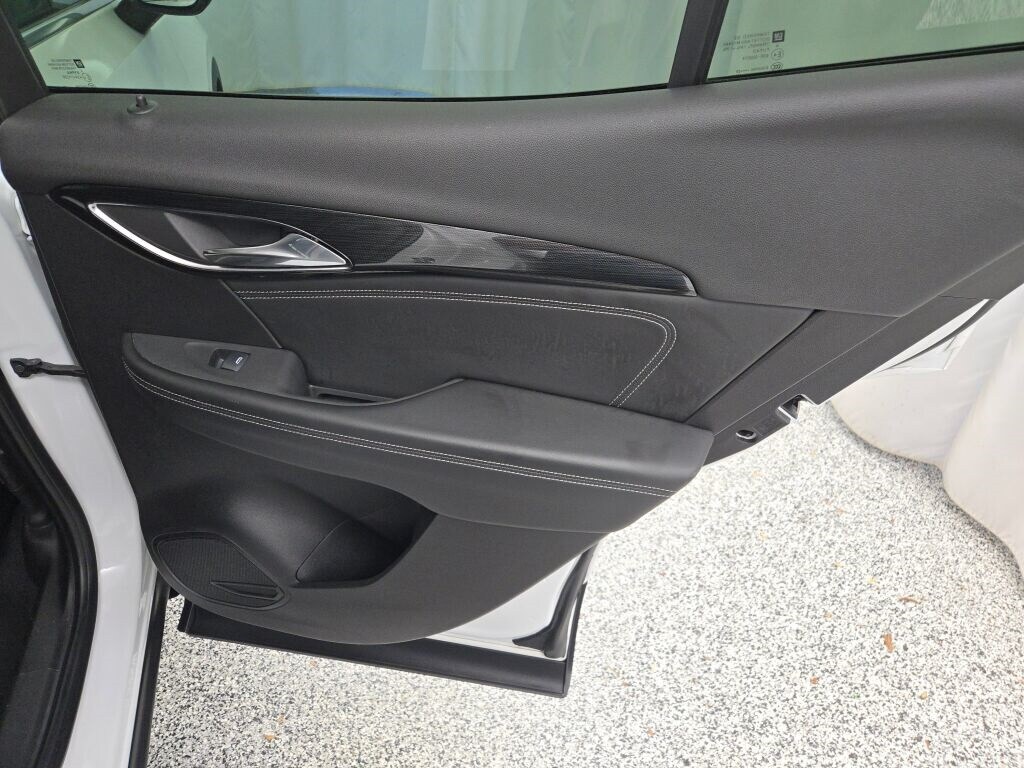 2023 BUICK ENVISION - Image 10