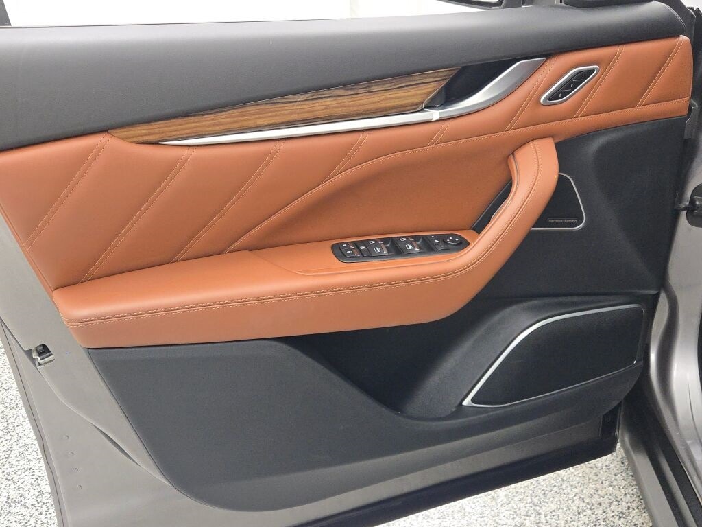 2021 MASERATI LEVANTE - Image 25