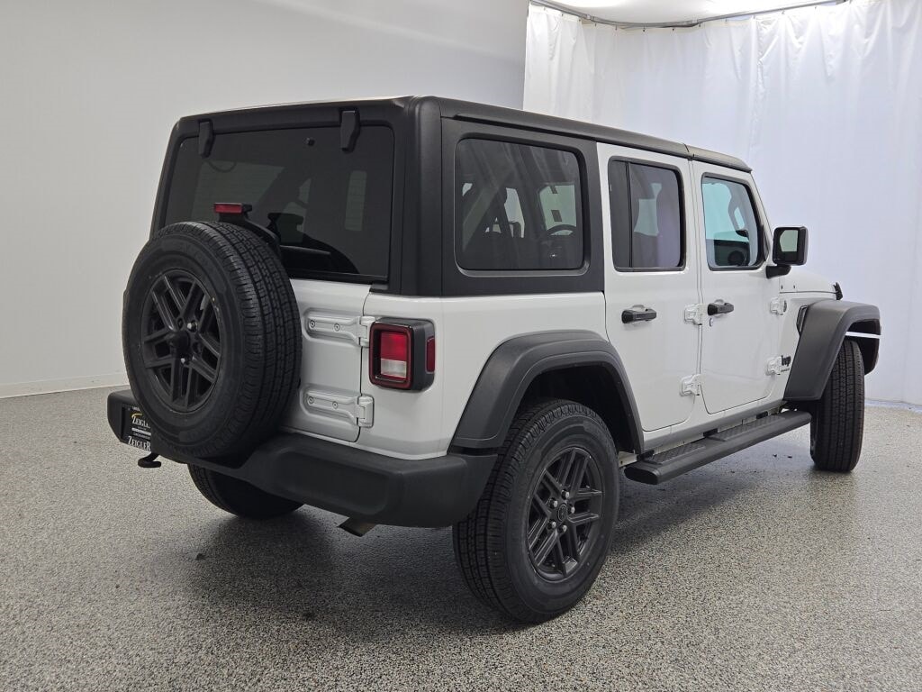 2024 JEEP WRANGLER - Image 12