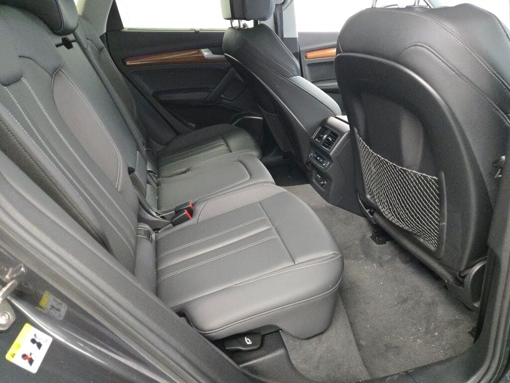 2021 AUDI Q5 - Image 11