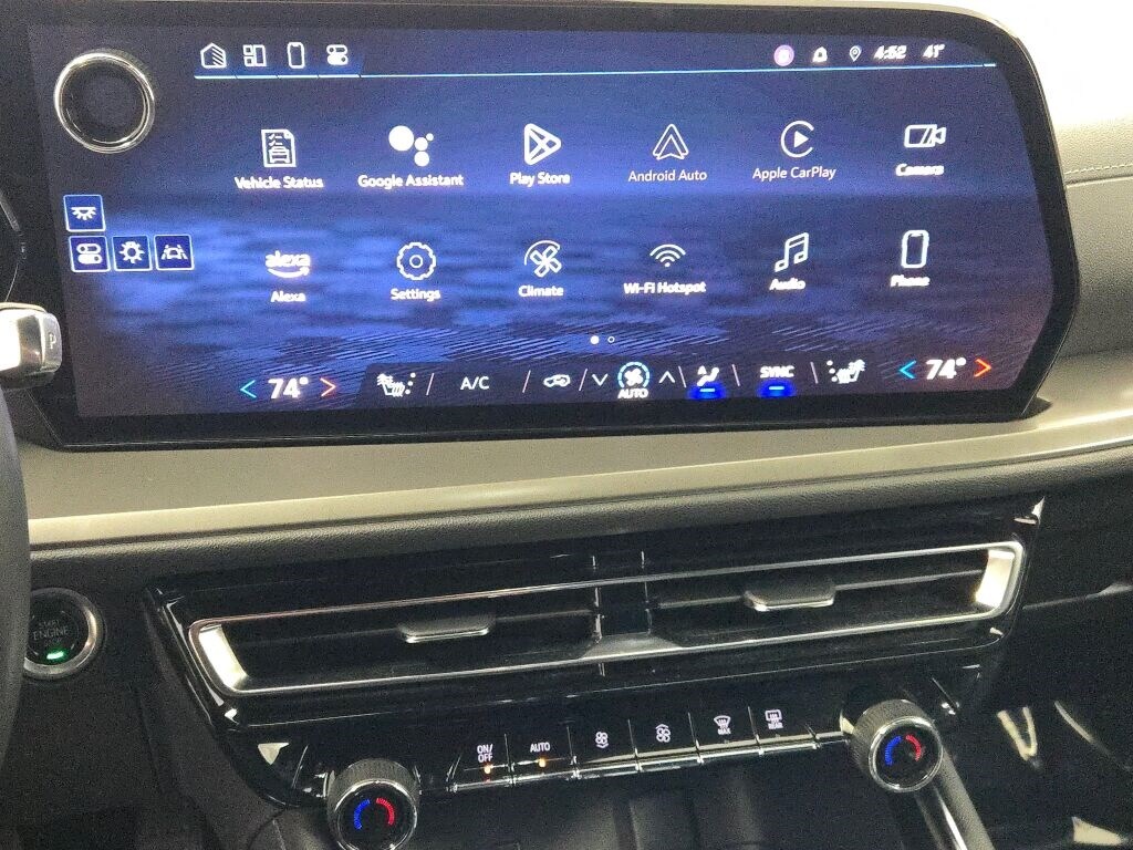 2024 CHEVROLET TRAVERSE - Image 29