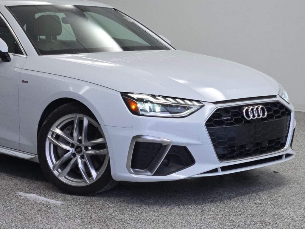 2022 AUDI A4 - Image 2