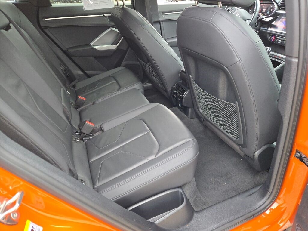 2022 AUDI Q3 - Image 11