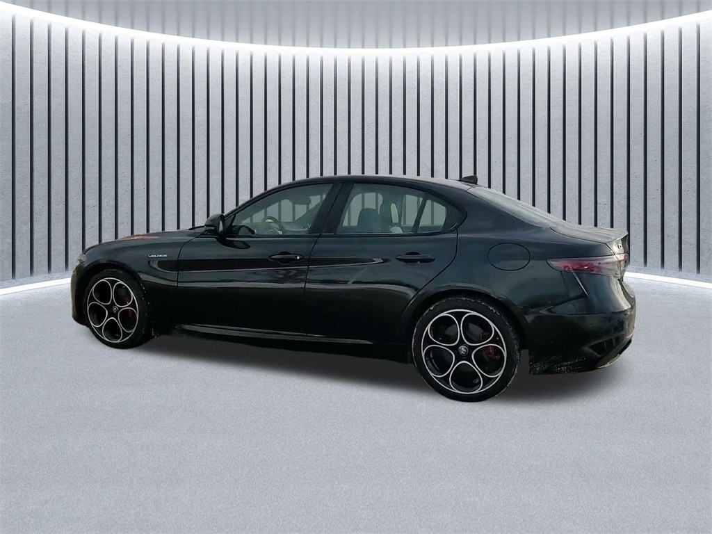 2024 ALFA ROMEO GIULIA (952) - Image 17