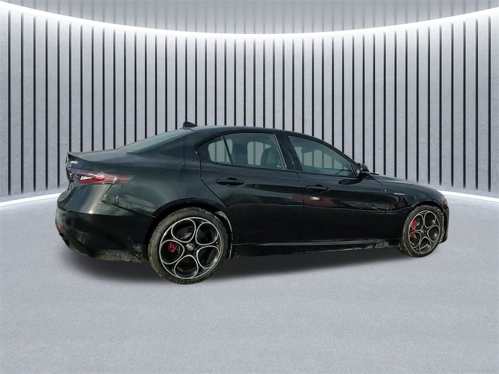 2024 ALFA ROMEO GIULIA (952) - Image 8