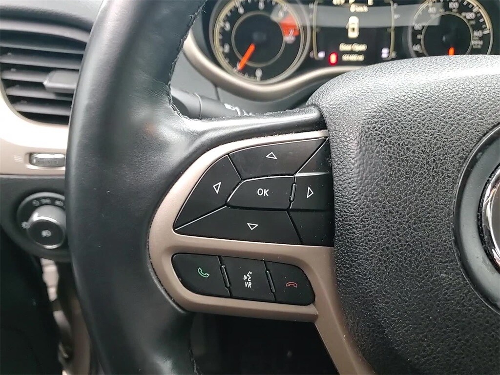 2017 JEEP CHEROKEE - Image 13