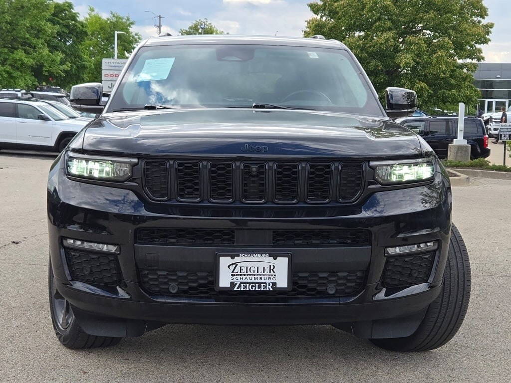 2022 Jeep Grand Cherokee Limited photo 3