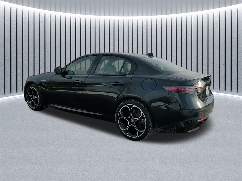 2024 ALFA ROMEO GIULIA (952) - Image 16