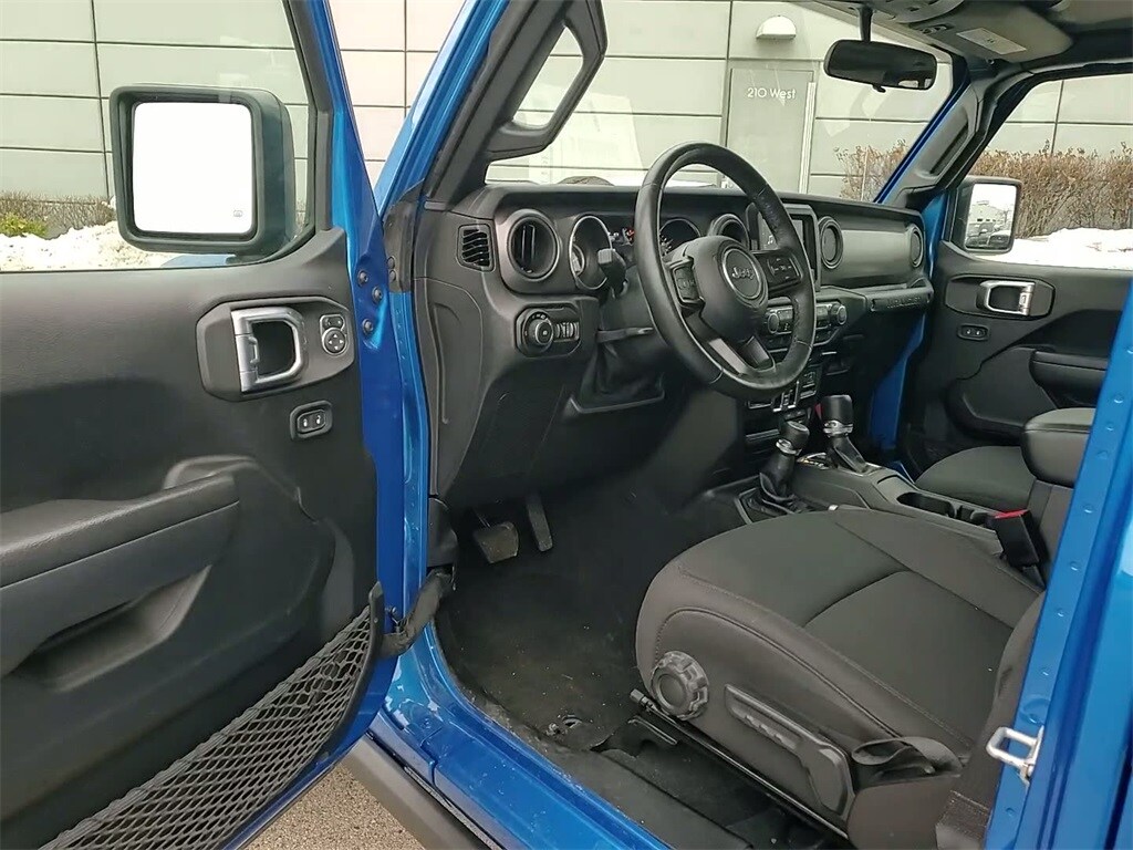 2022 JEEP WRANGLER - Image 10