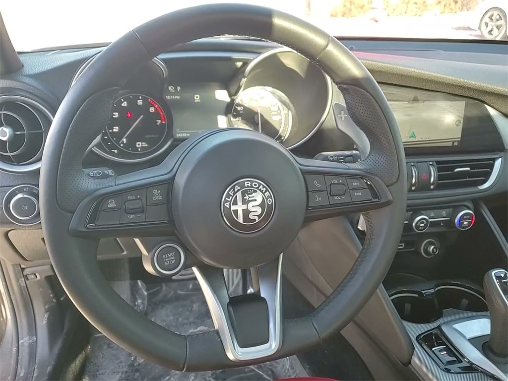 2023 ALFA ROMEO GIULIA (952) - Image 32