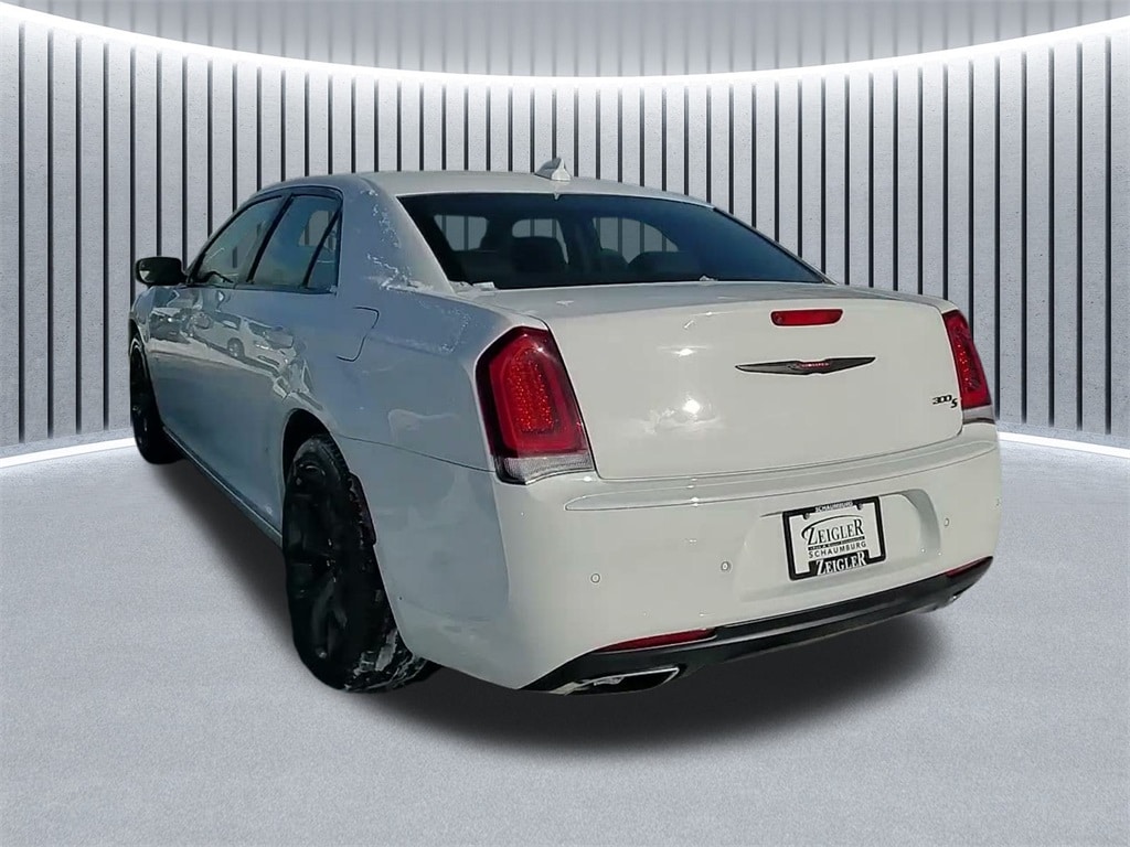 2023 CHRYSLER 300 - Image 12