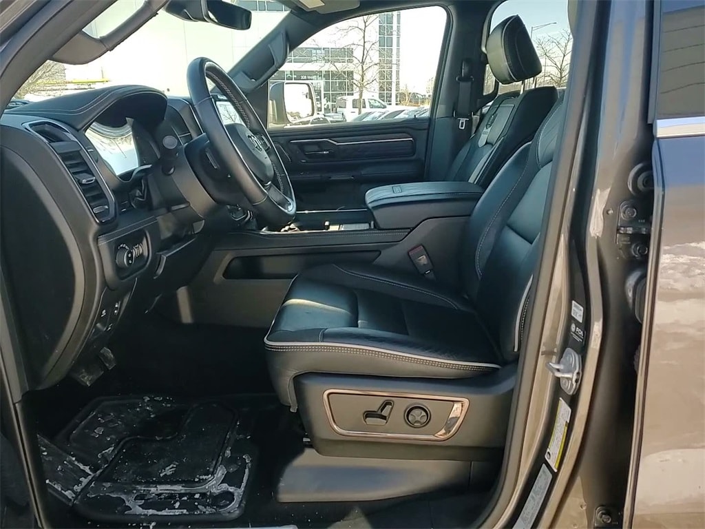 2025 RAM 1500 - Image 22