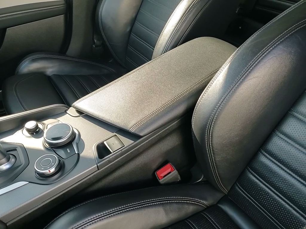 2019 ALFA ROMEO GIULIA (952) - Image 35