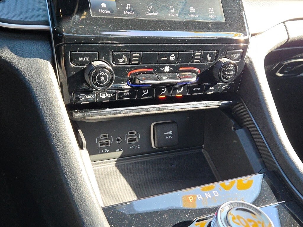 2023 JEEP GRAND CHEROKEE - Image 28