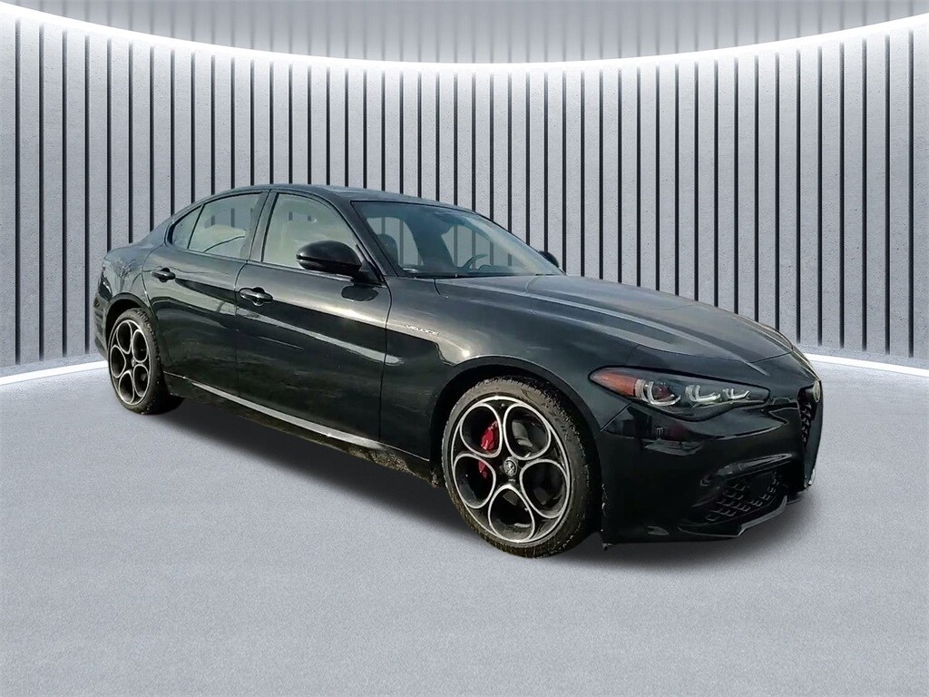 2024 ALFA ROMEO GIULIA (952) - Image 3