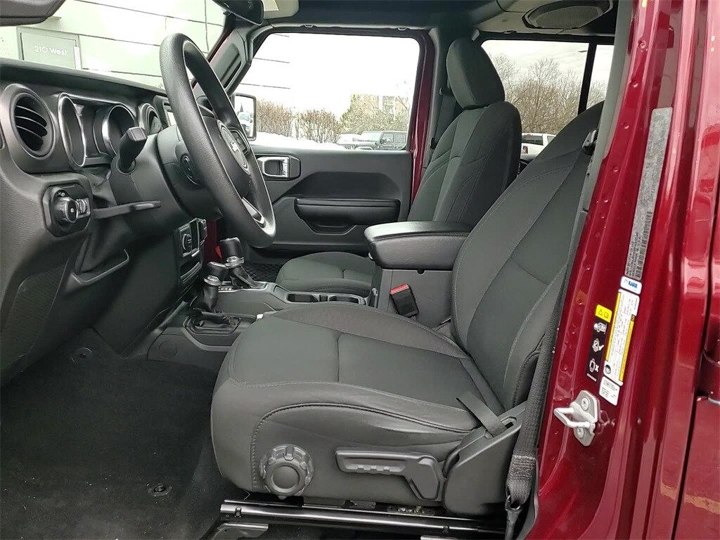 2021 JEEP WRANGLER - Image 12