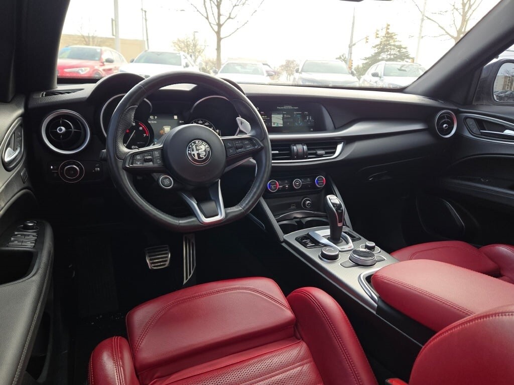 2022 ALFA ROMEO STELVIO - Image 19