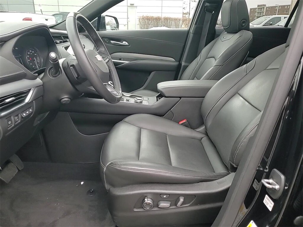 2021 CADILLAC XT4 - Image 11