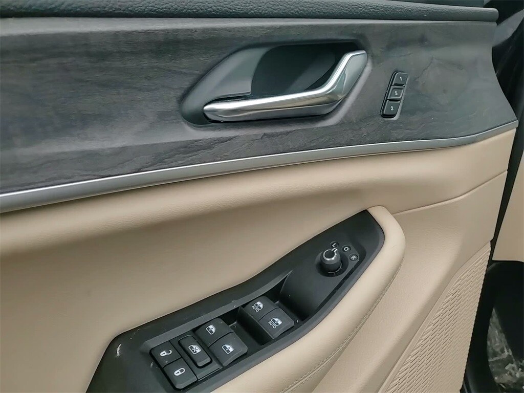 2025 JEEP GRAND CHEROKEE L - Image 21