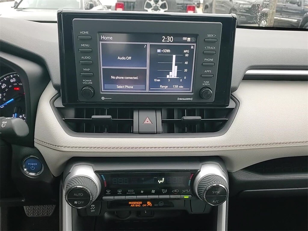 2022 TOYOTA RAV4 - Image 18