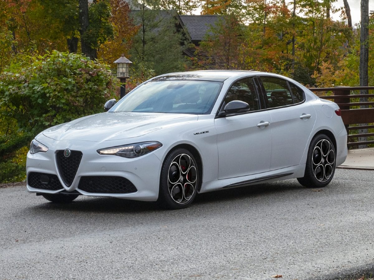 2023 ALFA ROMEO GIULIA (952) - Image 1