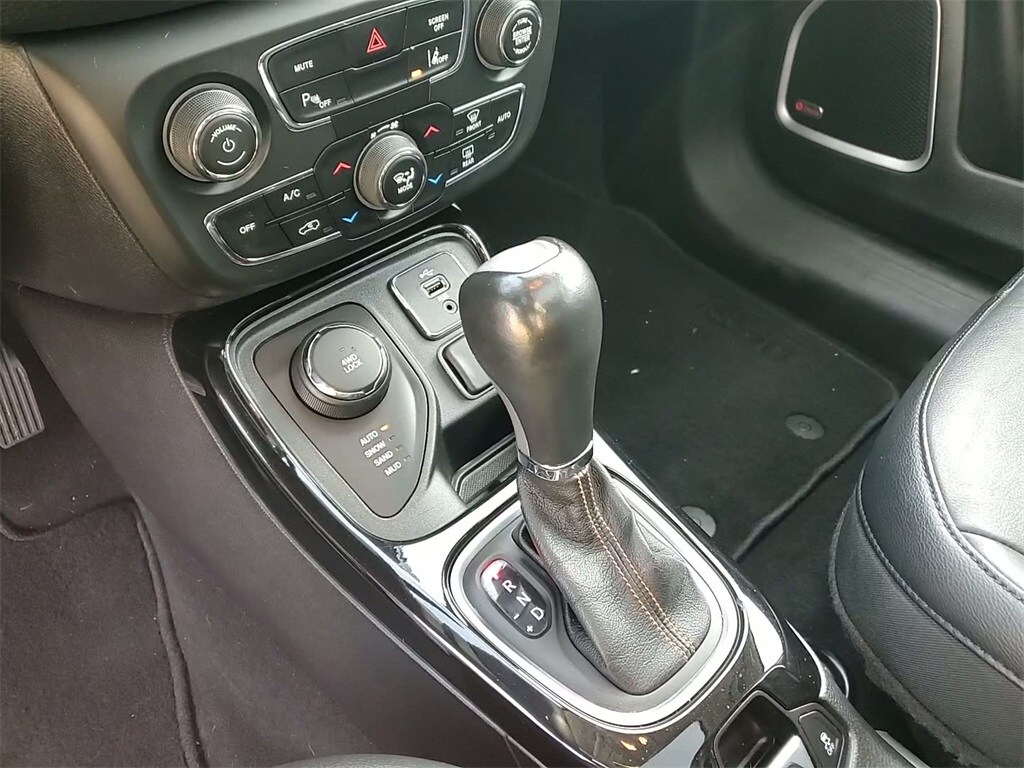 2017 JEEP COMPASS - Image 16